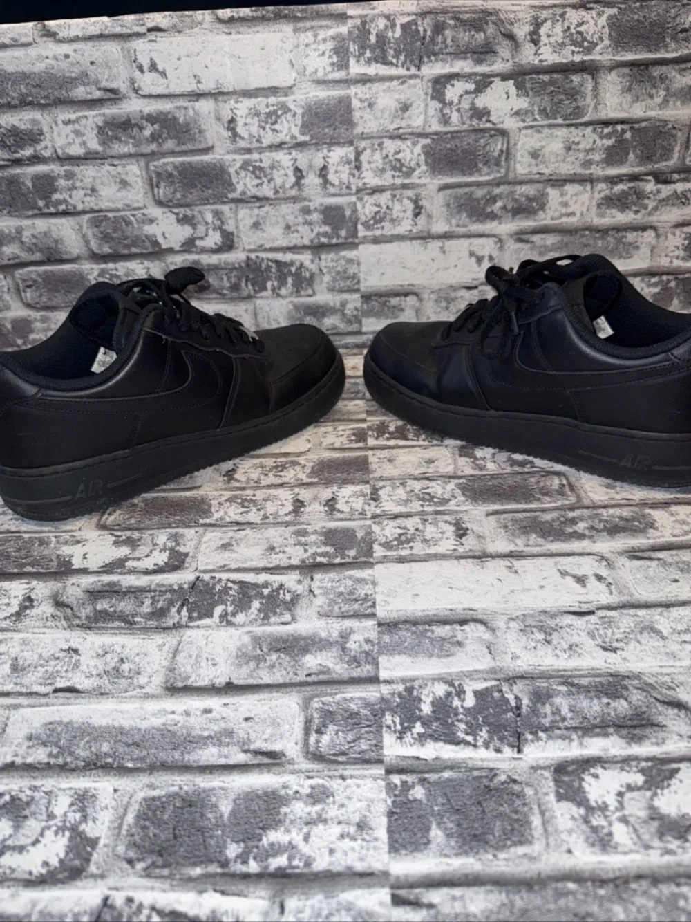Used Nike Air Force 1 '07 Low Triple Black Shoes Mens Size 10.5 CW2288-001 - Picture 4 of 9